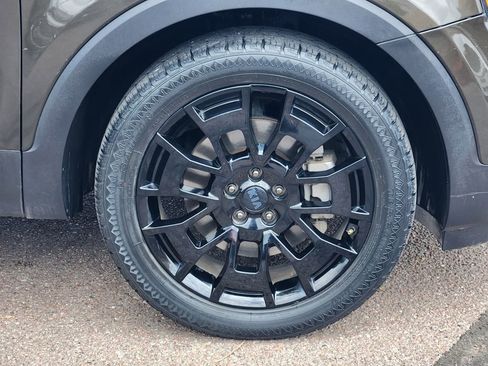 Used 2021 Kia Telluride EX w/ EX Premium Package AWD/4WD image 30