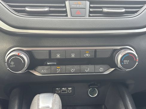 Used 2025 Nissan Altima 2.5 S image 39