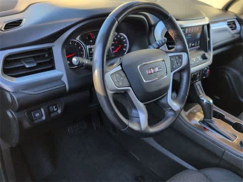 Used 2018 GMC Acadia SLE w/ Driver Alert Package I image 10