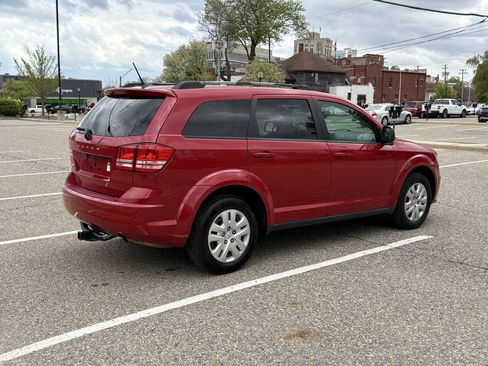Used 2018 Dodge Journey SE FWD image 10