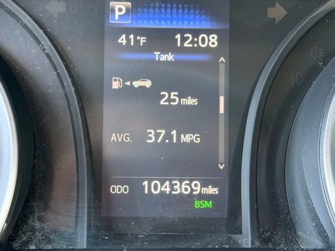 Used 2023 Toyota Camry LE image 21