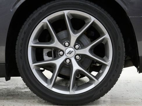 Used 2023 Dodge Challenger GT image 8