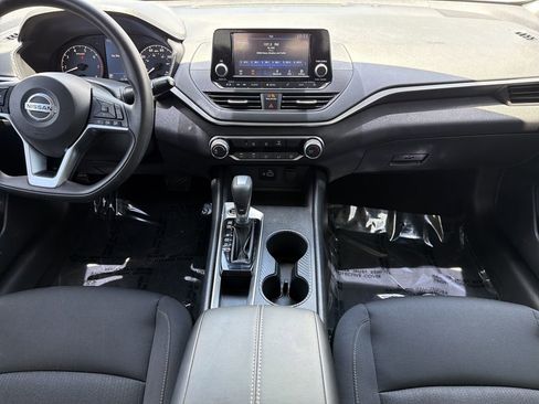 Used 2021 Nissan Altima 2.5 S FWD image 14