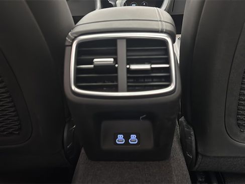 New 2026 Genesis G70 2.5T Prestige image 11