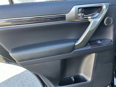 Used 2021 Lexus GX 460 Luxury w/ Sport Design Package image 20