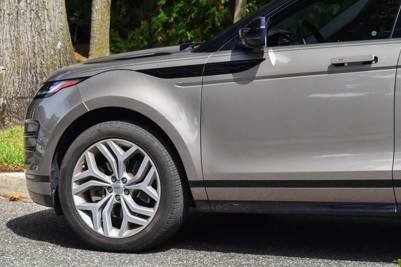 Used 2022 Land Rover Range Rover Evoque R-Dynamic SE AWD/4WD image 36