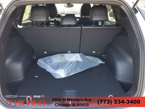 New 2026 Jeep Compass Latitude AWD/4WD image 8
