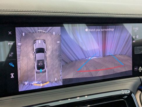 Certified 2025 Porsche Panamera image 18