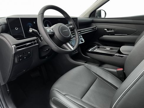 New 2025 Hyundai Tucson Limited image 14