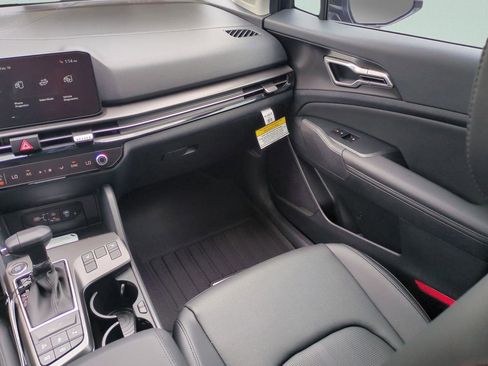 New 2026 Kia Sportage EX image 16