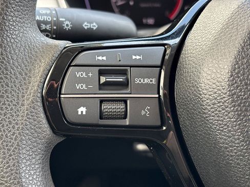 Certified 2025 Honda Civic LX image 27