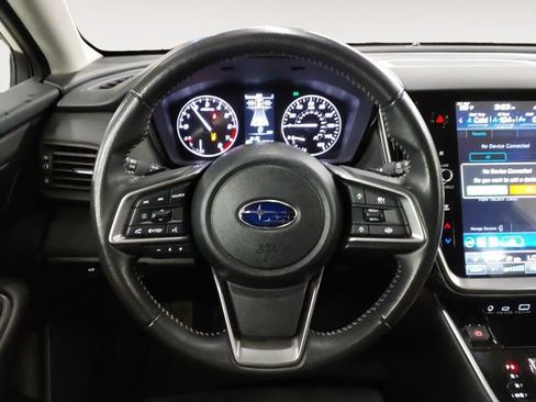 Used 2025 Subaru Outback Premium AWD/4WD image 13