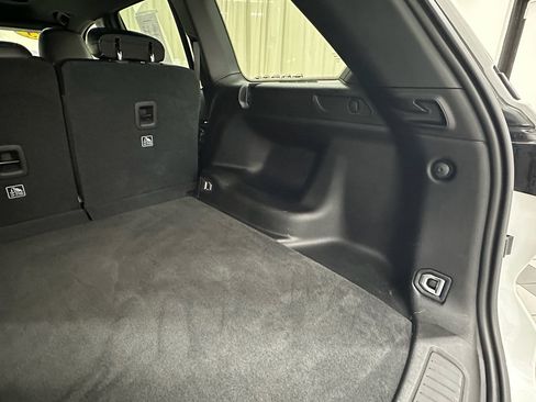 Used 2023 Jeep Grand Cherokee Altitude image 13
