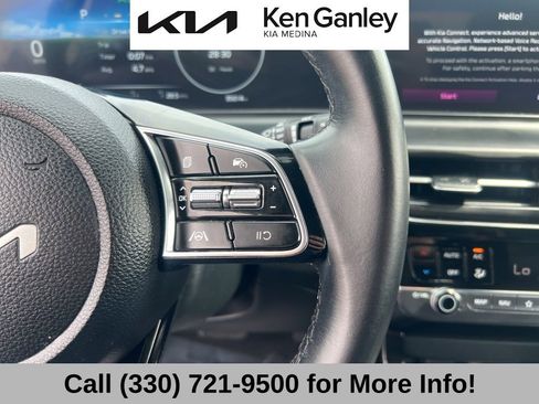 Certified 2024 Kia Seltos S image 32