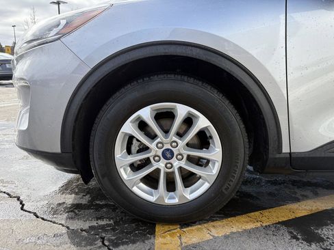 Used 2022 Ford Escape SE w/ Cold Weather Package image 26