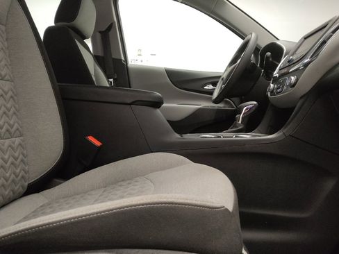 Used 2024 Chevrolet Equinox LS FWD image 21