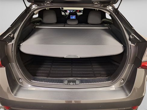 Used 2022 Toyota Prius LE image 23