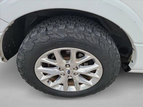 Used 2016 Ford Expedition EL Limited w/ Equipment Group 301A image 11