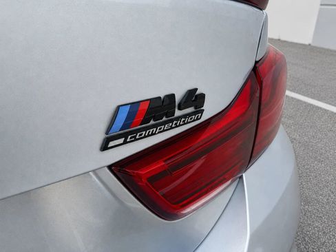 Used 2018 BMW M4 Coupe RWD image 16
