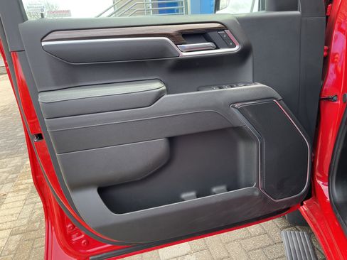 Used 2025 Chevrolet Silverado 1500 LT w/ LPO, Liner Protection Package image 17