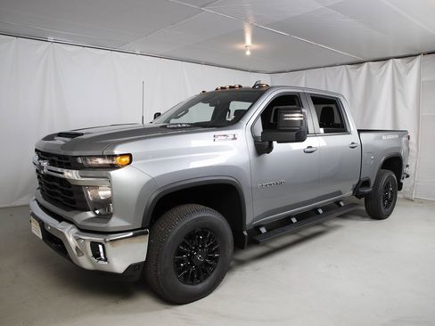 New 2026 Chevrolet Silverado 3500 LT w/ All Star Edition image 26