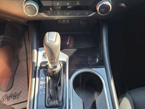Used 2023 Nissan Altima 2.5 SV AWD/4WD image 29