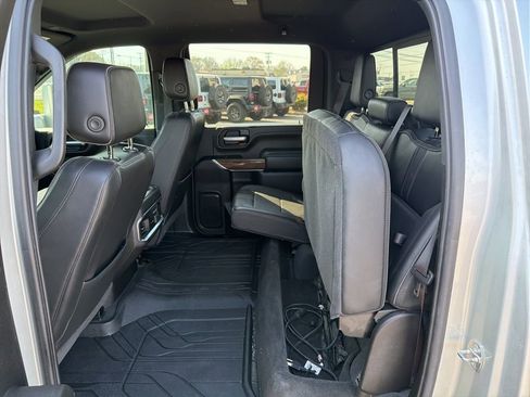 Used 2023 Chevrolet Silverado 3500 High Country AWD/4WD image 25