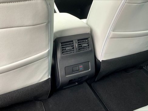 Used 2022 Mitsubishi Outlander SEL image 30