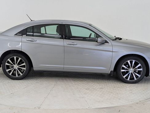 Used 2013 Chrysler 200 Limited w/ Sun/Sound Group image 8
