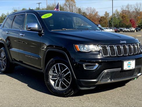 Used 2021 Jeep Grand Cherokee Limited w/ Trailer Tow Group IV image 2