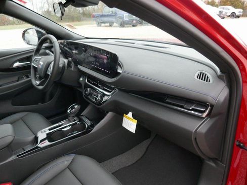 New 2026 Buick Envista Sport Touring w/ Convenience I Package FWD image 9