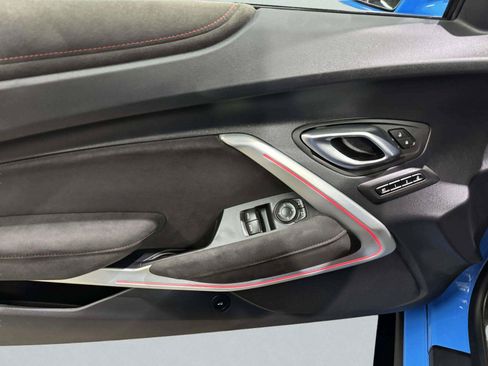 Used 2023 Chevrolet Camaro ZL1 RWD image 22