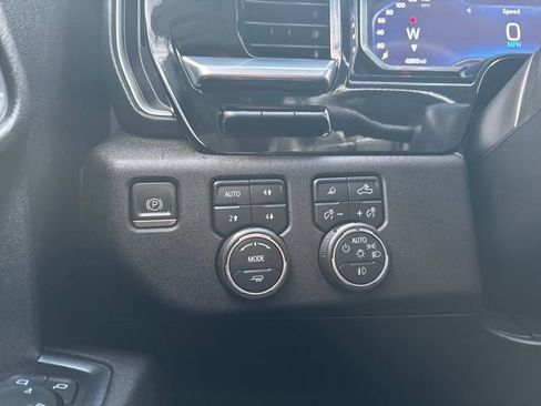 Certified 2022 Chevrolet Silverado 1500 LTZ w/ LTZ Premium Package image 17