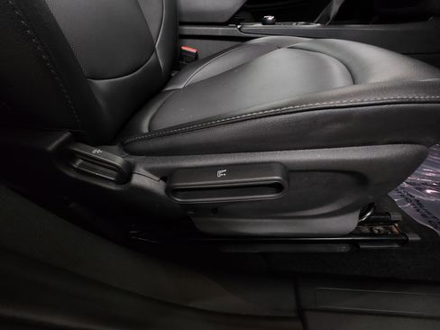 Used 2017 MINI Cooper Clubman ALL4 image 23