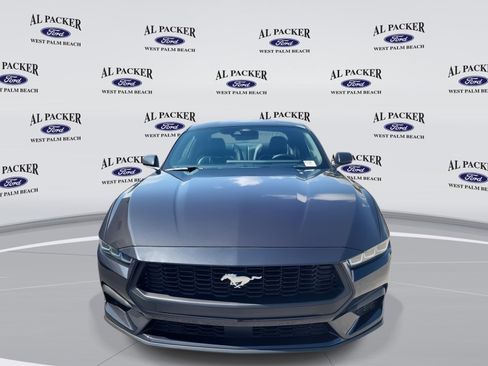 Used 2024 Ford Mustang Premium image 8