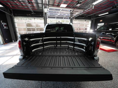 Used 2023 Toyota Tacoma TRD Off-Road image 27