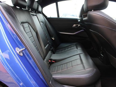 Used 2019 BMW 330i Sedan w/ M Sport Package image 44