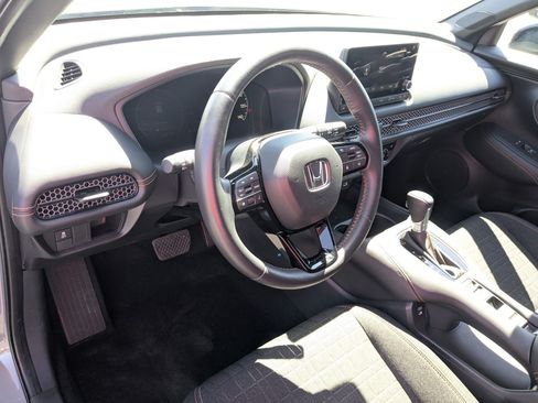 Used 2024 Honda HR-V Sport image 16