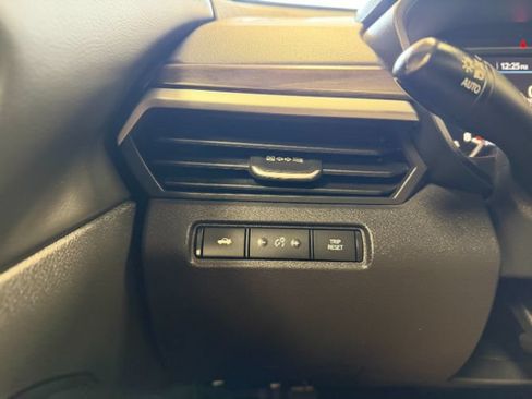 Used 2025 Nissan Altima 2.5 SV FWD image 20
