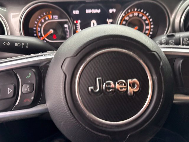 Used 2019 Jeep Wrangler Unlimited Sahara w/ Cold Weather Group AWD/4WD image 13
