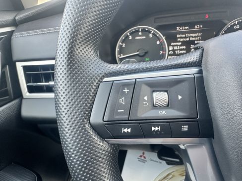 New 2026 Mitsubishi Outlander ES AWD/4WD image 13