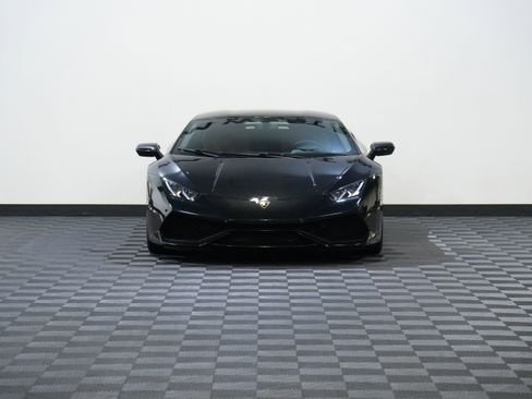 Used 2015 Lamborghini Huracan LP 610-4 AWD/4WD image 4