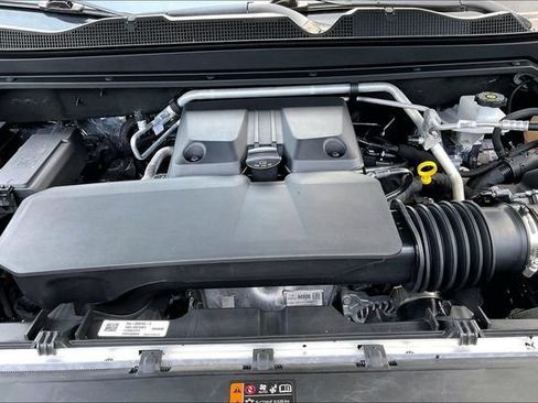Used 2024 Chevrolet Colorado Trail Boss w/ LPO, Skid Plate Package AWD/4WD image 20