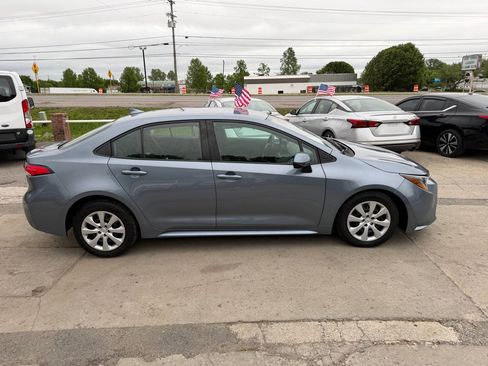 Used 2024 Toyota Corolla LE image 4