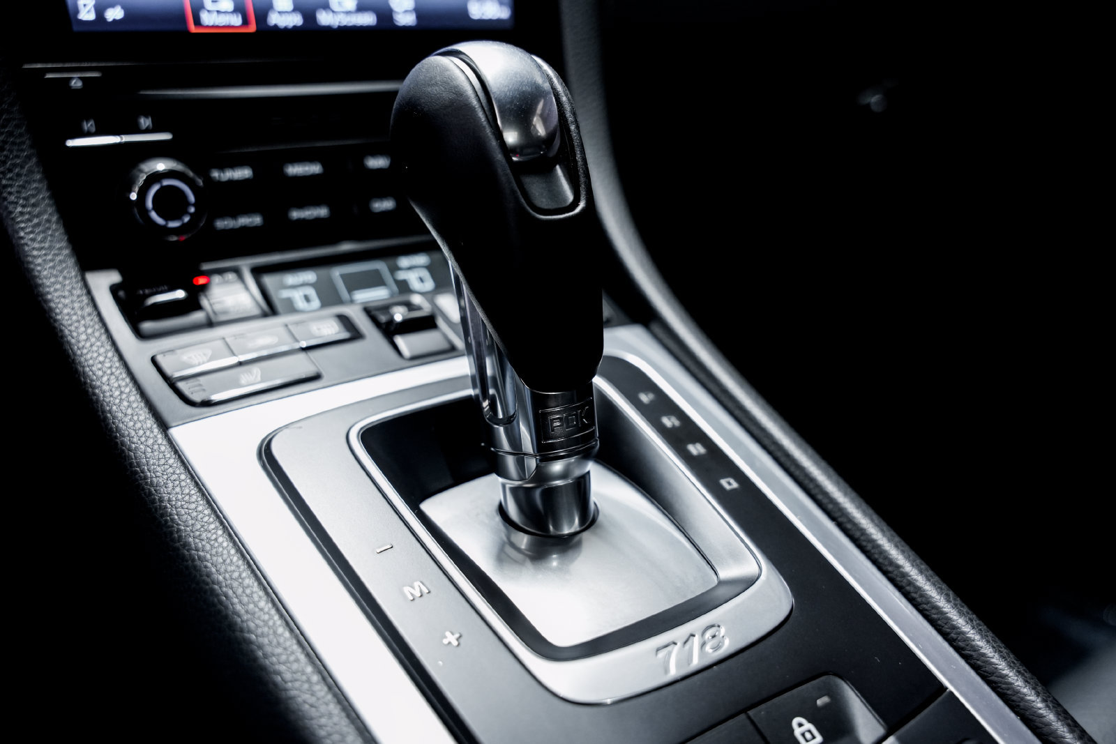 Used 2024 Porsche 718 Cayman RWD image 15