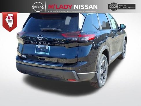 New 2026 Nissan Rogue SV w/ SV Premium Package image 7