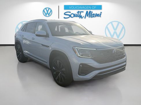 New 2026 Volkswagen Atlas Cross Sport SEL Premium R-Line AWD/4WD image 1