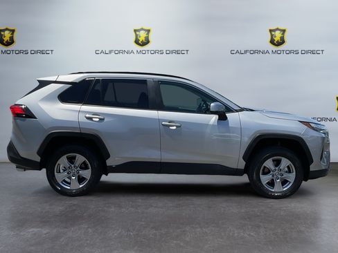 Used 2024 Toyota RAV4 XLE w/ Convenience Package AWD/4WD image 4