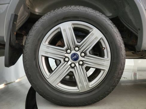 Used 2018 Ford F150 XLT w/ Equipment Group 302A Luxury AWD/4WD image 26