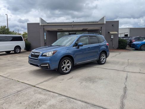 Used 2018 Subaru Forester 2.5i Touring w/ Popular Package #2 AWD/4WD image 8